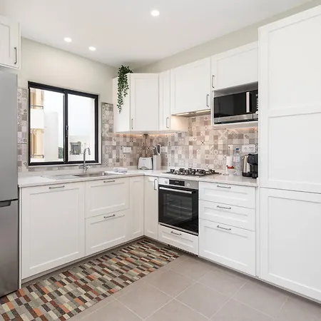 Centralgarve - Great, Bright 2-bedroom Flat In The Center Of -topazio 빌라모라