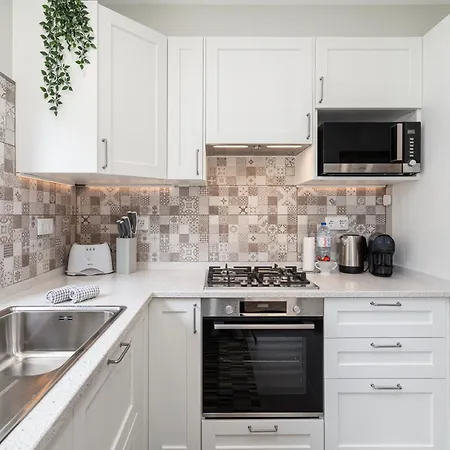 Centralgarve - Great, Bright 2-bedroom Flat In The Center Of -topazio 아파트